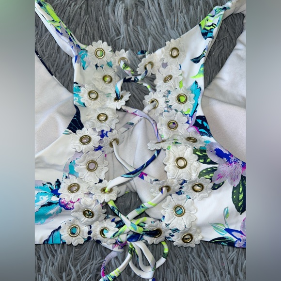 super cute boho bikini top ! 🫧🐚 - Picture 3 of 4